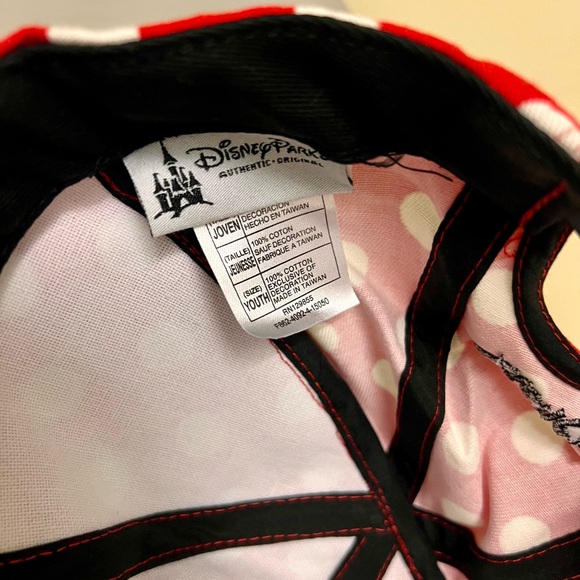 Disney Minnie Mouse Polka Dot Hat - Picture 4 of 4